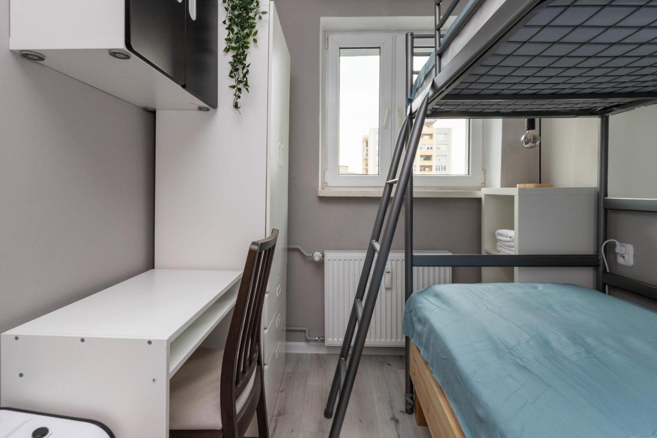 Family Apartment With Balcony In Gdynia By Noclegi Renters Esterno foto